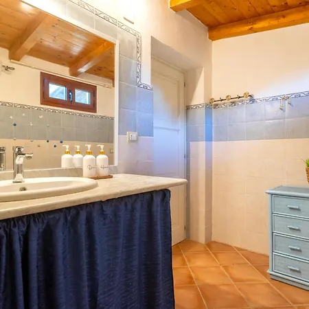 Residenza Gli Ulivi, Privata Con Ampio Giardino E Uliveto Villa Alghero