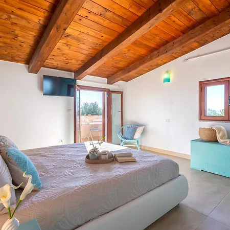 Residenza Gli Ulivi, Privata Con Ampio Giardino E Uliveto *