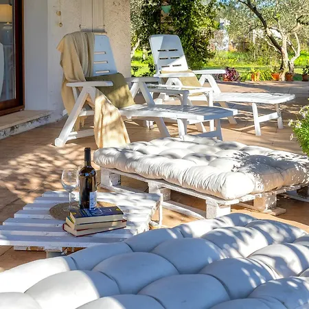 Villa Residenza Gli Ulivi, Privata Con Ampio Giardino E Uliveto Alghero
